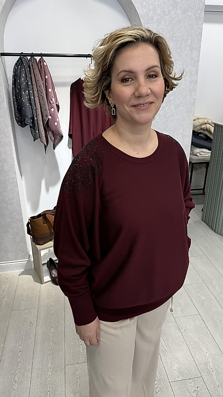 Omzu Taş Detaylı Triko
