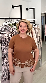 Nakış Detaylı Bluz